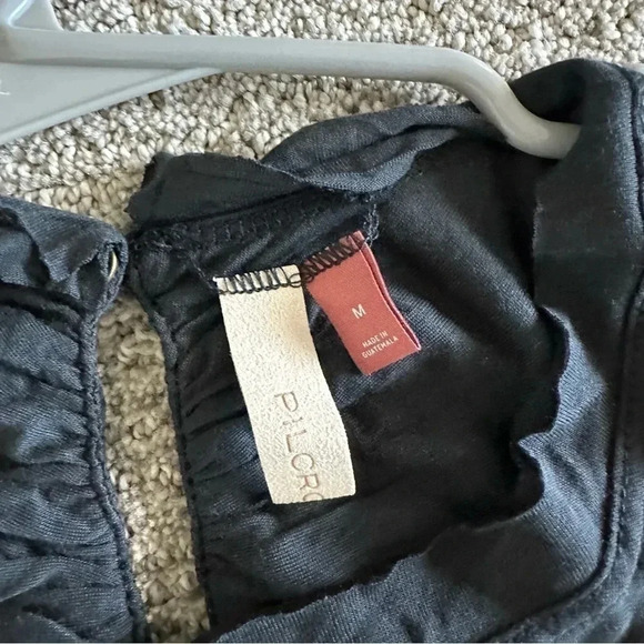 Pilcro Ruched Reversible Tank Top Size Medium Black Anthropologie NWT Shirt - Picture 5 of 9